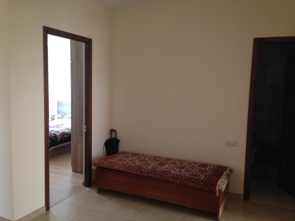 Art Guesthouse Ереван Екстериор снимка