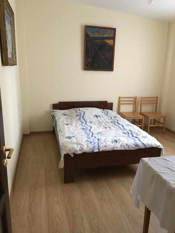 Art Guesthouse Ереван Екстериор снимка